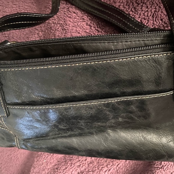 Giani Bernini Leather Shoulder Bag - Picture 4 of 6